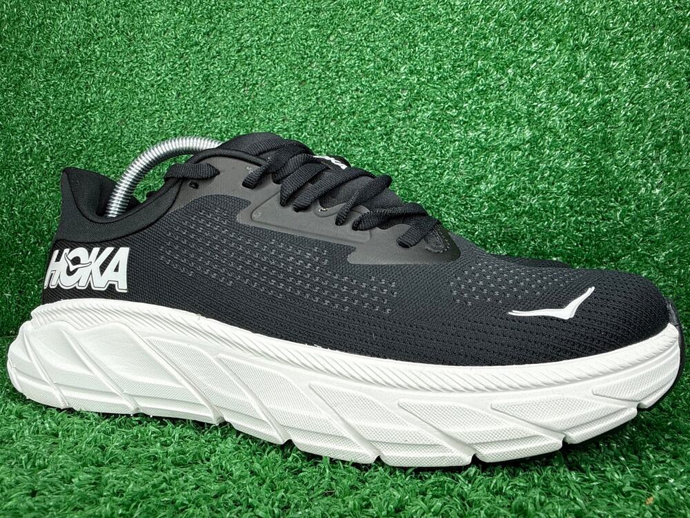 Hoka One One Arahi 7 Womens Size 10 Black White Athletic Running Shoes Sneakers